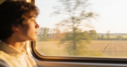 Achtsamkeit unterwegs – Achtsamkeit unterwegs: Übungen für Zug, Bus und Wartezeit